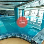 Belvedere Club 2bedroom F201 דירה