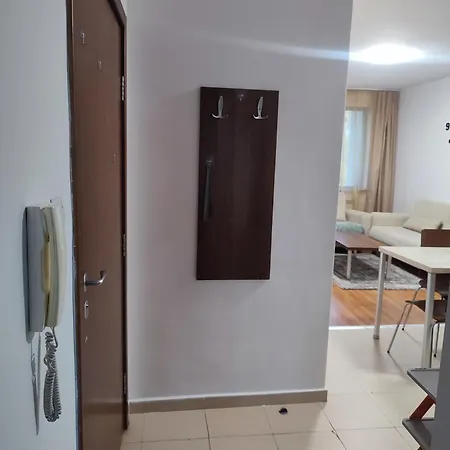 Belvedere Club Two-bedroom F201 アパート バンスコ